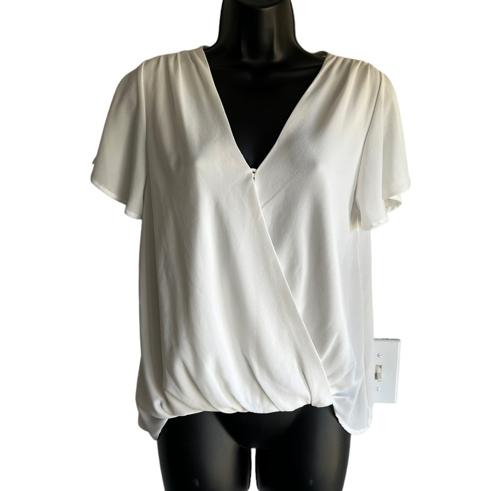 Vici V Neck Blouse in Ivory Small NWOT